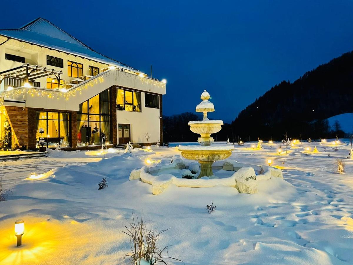 Gradina Mariajelor Hotel Campulung Moldovenesc Exterior photo
